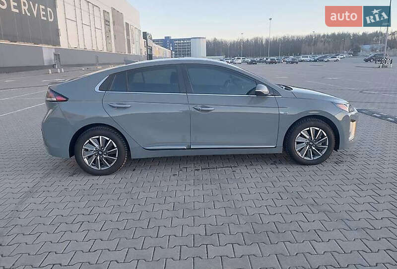 Ліфтбек Hyundai Ioniq 2020 в Львові