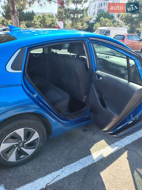 Хэтчбек Hyundai Ioniq 2017 в Одессе