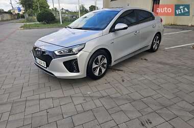 Хетчбек Hyundai Ioniq 2018 в Стрию