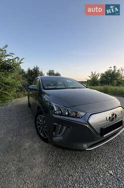 Лифтбек Hyundai Ioniq 2021 в Виннице