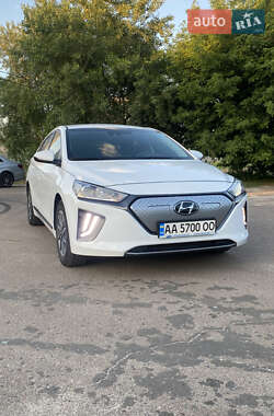 Лифтбек Hyundai Ioniq 2021 в Киеве