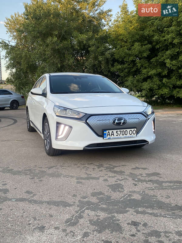 Hyundai Ioniq 2021