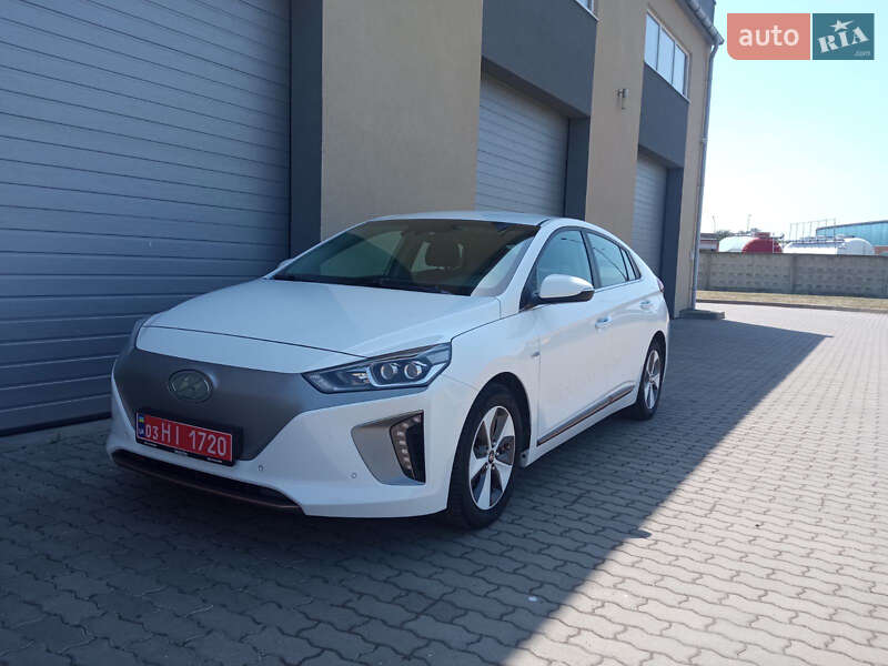 Хетчбек Hyundai Ioniq 2017 в Радехові