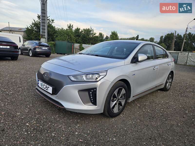 Ліфтбек Hyundai Ioniq 2019 в Києві
