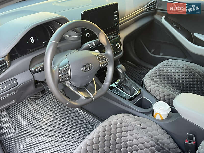 Ліфтбек Hyundai Ioniq 2021 в Києві