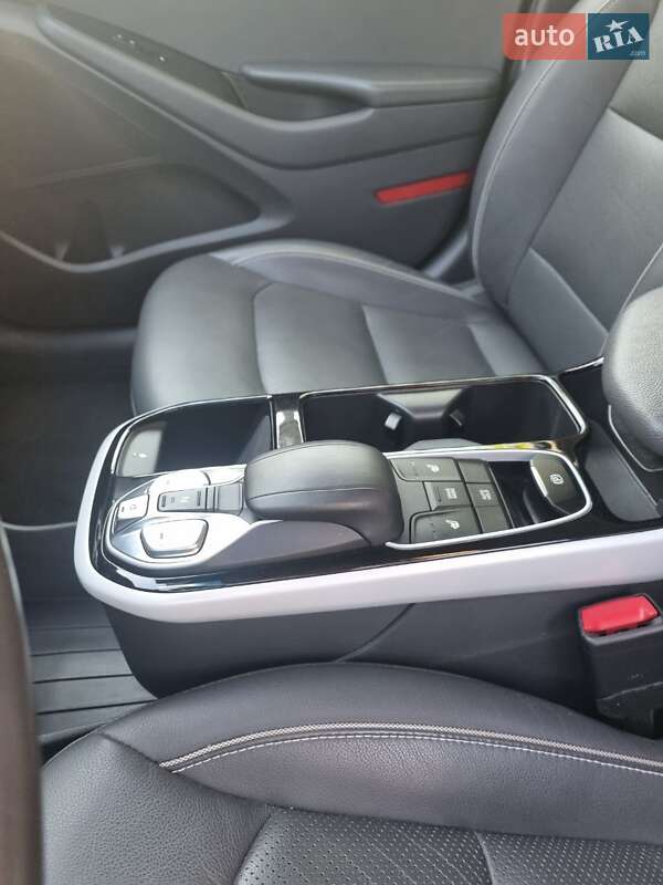 Хетчбек Hyundai Ioniq 2017 в Коростені
