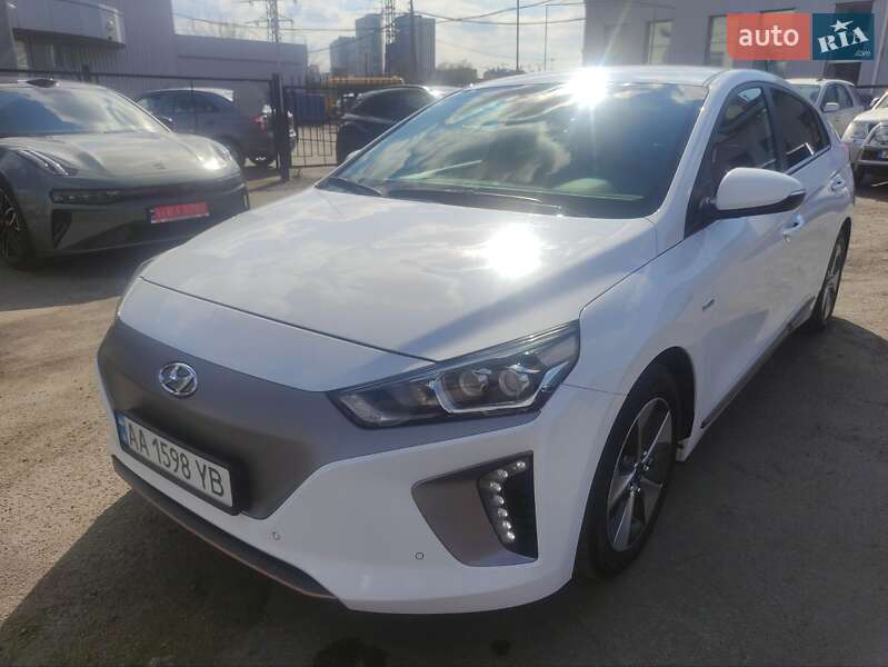 Ліфтбек Hyundai Ioniq 2019 в Києві