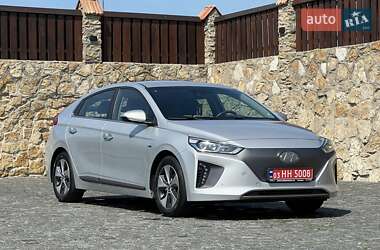 Хэтчбек Hyundai Ioniq 2018 в 