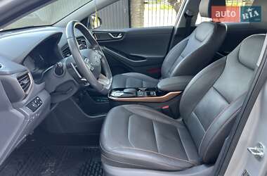 Хэтчбек Hyundai Ioniq 2018 в 