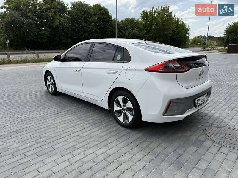 Хетчбек Hyundai Ioniq 2017 в Вінниці