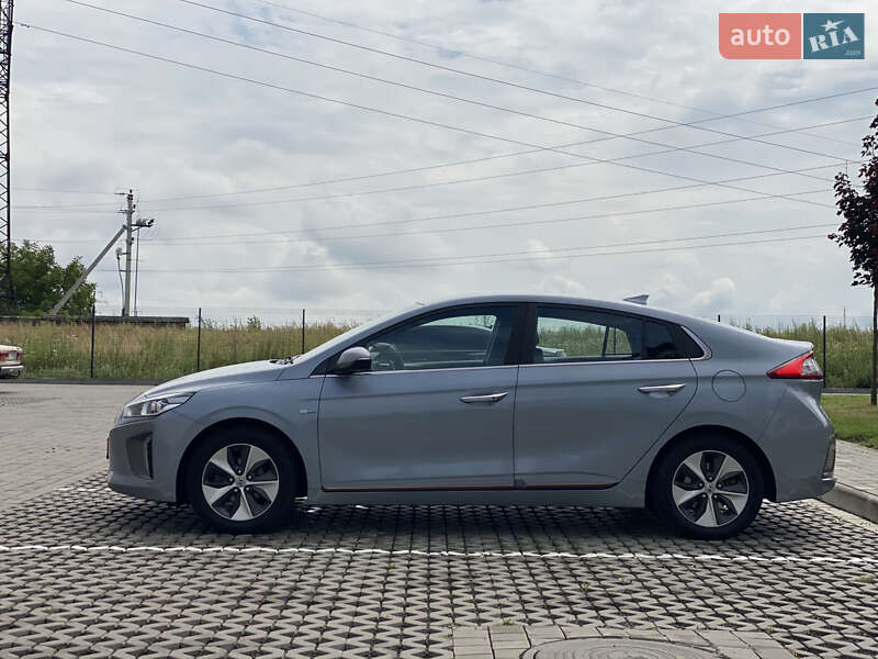 Хетчбек Hyundai Ioniq 2017 в Луцьку