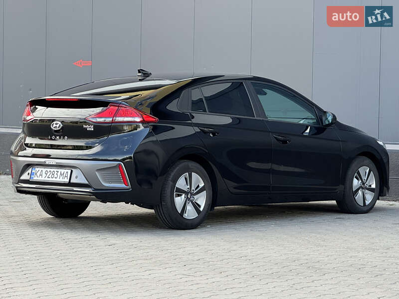Ліфтбек Hyundai Ioniq 2021 в Києві