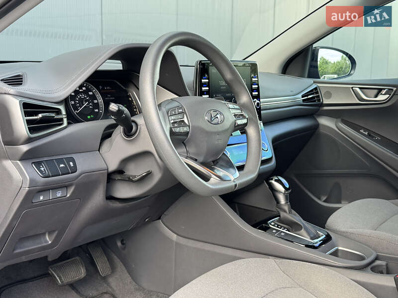Ліфтбек Hyundai Ioniq 2021 в Києві
