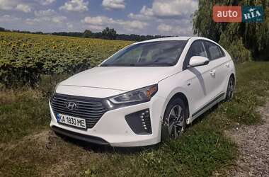 Хэтчбек Hyundai Ioniq 2017 в Киеве