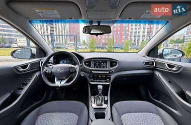 Лифтбек Hyundai Ioniq 2019 в Днепре