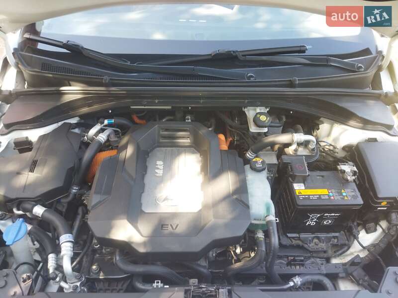 Хэтчбек Hyundai Ioniq 2018 в Первомайске фото 12 Хэтчбек Hyundai Ioniq 2018 в Первомайске