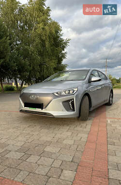 Хетчбек Hyundai Ioniq 2017 в Львові