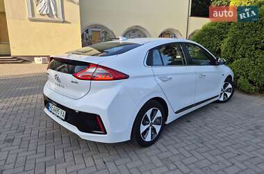 Лифтбек Hyundai Ioniq 2019 в Днепре