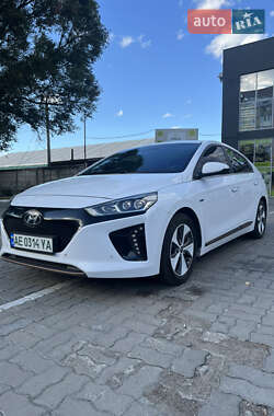 Хэтчбек Hyundai Ioniq 2018 в Днепре