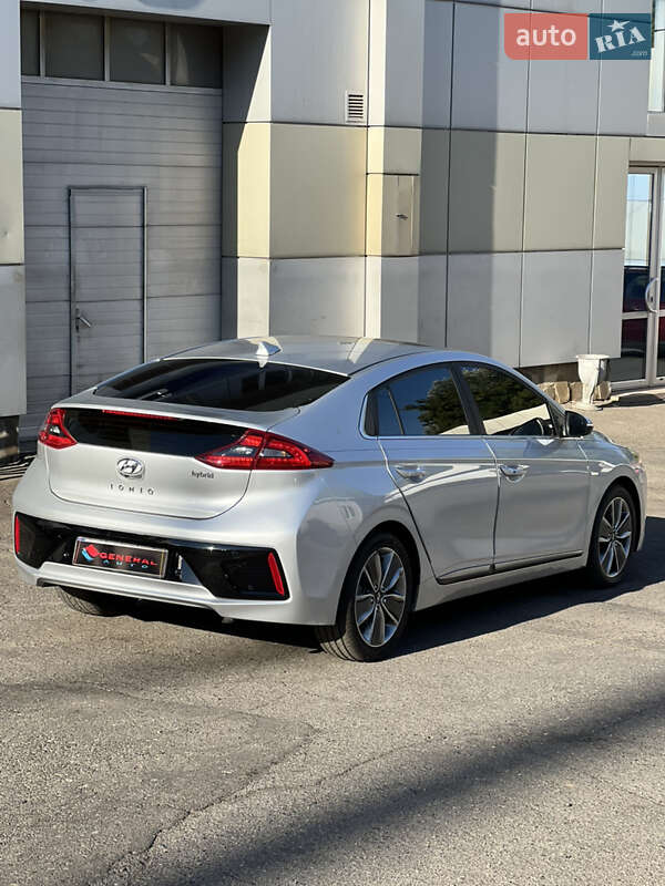 Хэтчбек Hyundai Ioniq 2018 в Одессе