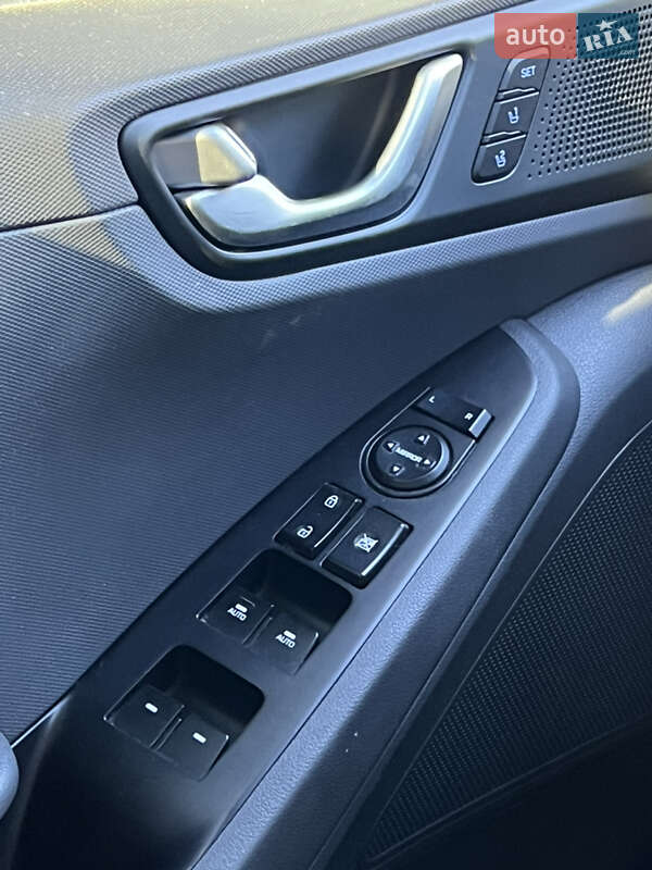 Хэтчбек Hyundai Ioniq 2018 в Одессе