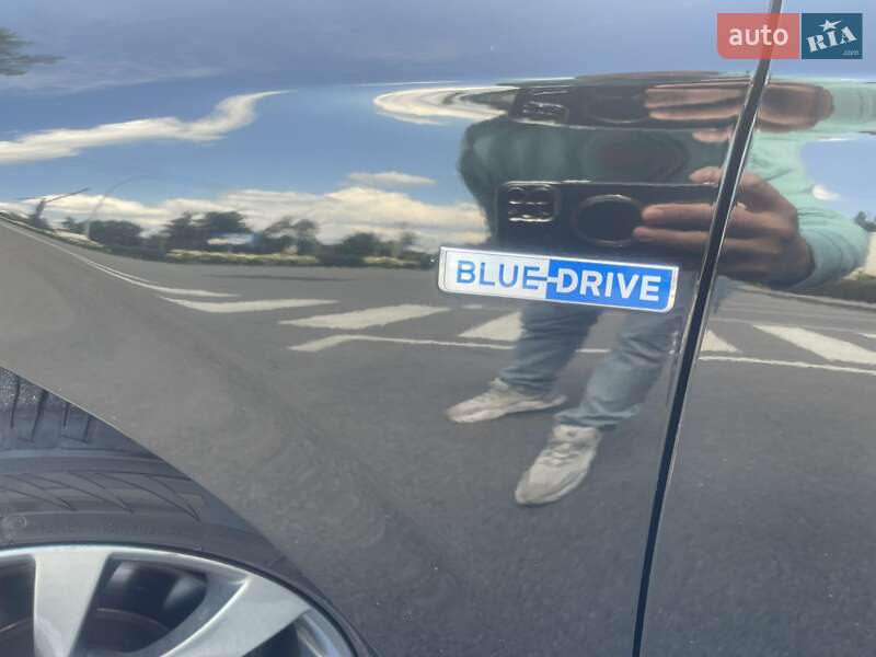 Хэтчбек Hyundai Ioniq 2017 в Киеве