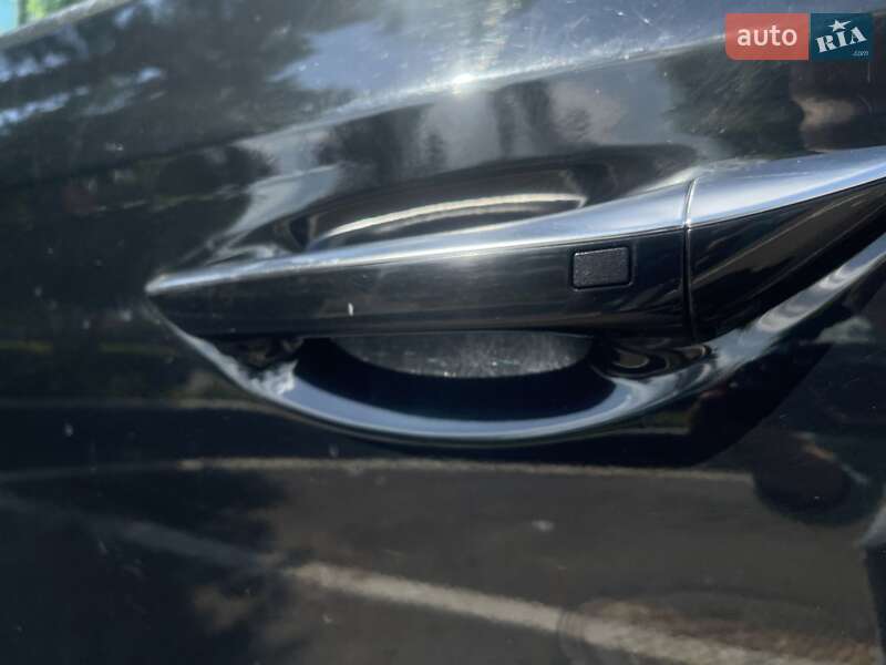 Хэтчбек Hyundai Ioniq 2017 в Киеве