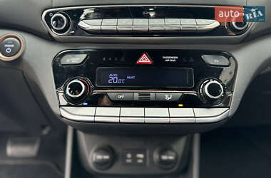 Лифтбек Hyundai Ioniq 2019 в Черновцах