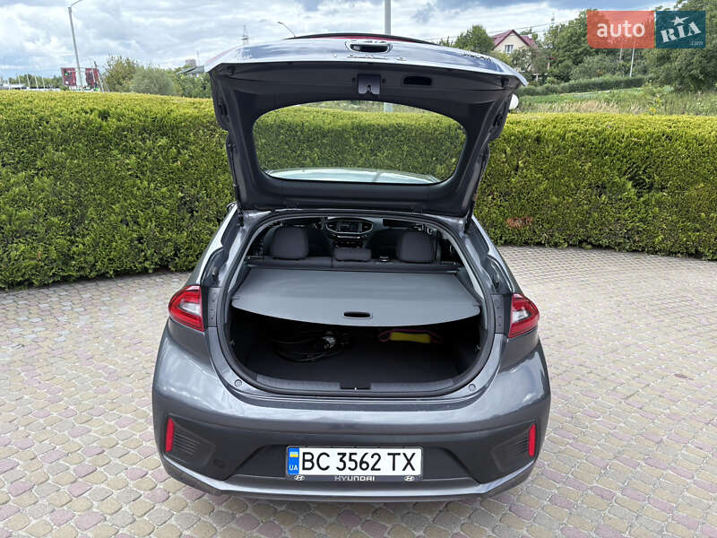 Лифтбек Hyundai Ioniq 2019 в Львове фото 11 Лифтбек Hyundai Ioniq 2019 в Львове