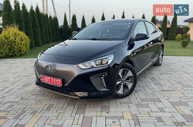 Хетчбек Hyundai Ioniq 2017 в Самборі
