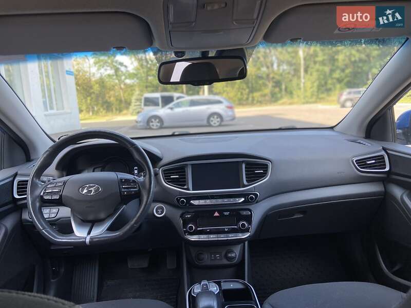 Хетчбек Hyundai Ioniq 2017 в Рівному