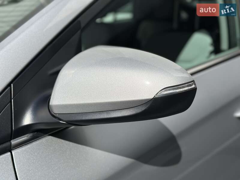 Ліфтбек Hyundai Ioniq 2020 в Києві