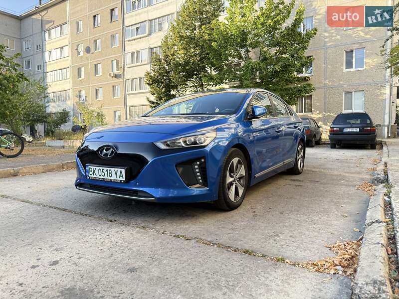 Hyundai Ioniq 2018 Hyundai Ioniq 2018