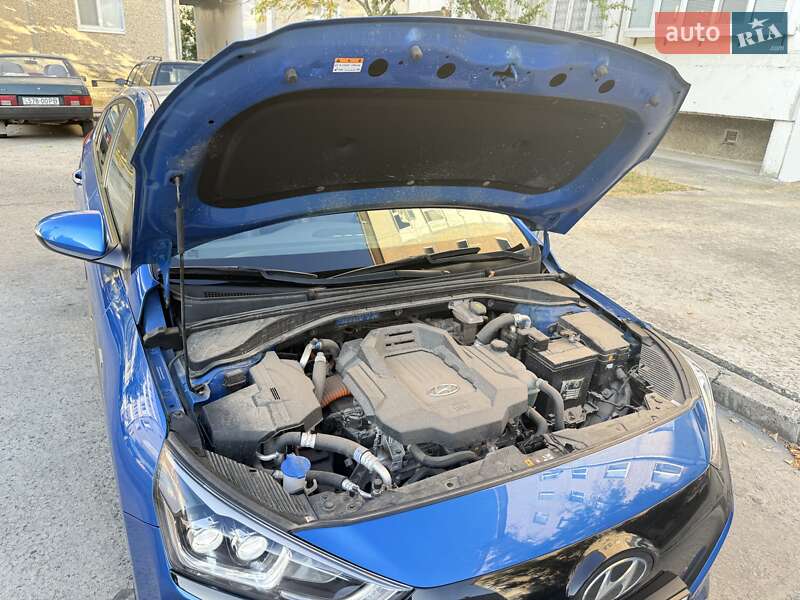 Хетчбек Hyundai Ioniq 2018 в Вараші