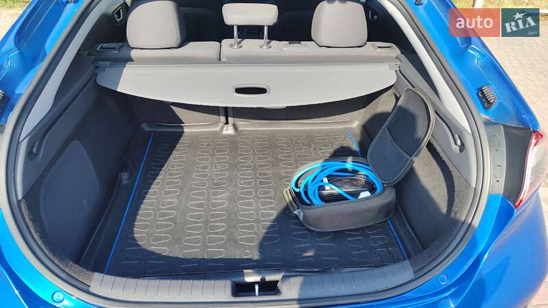 Хетчбек Hyundai Ioniq 2016 в Ужгороді