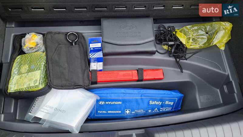 Лифтбек Hyundai Ioniq 2019 в Тернополе фото 18 Лифтбек Hyundai Ioniq 2019 в Тернополе