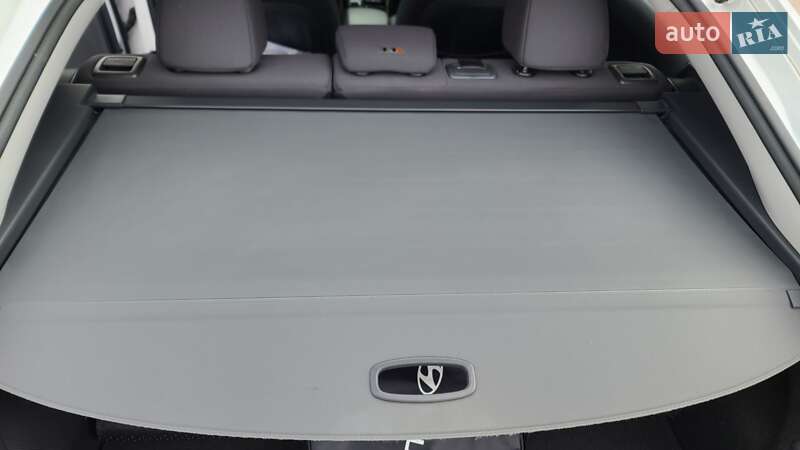 Лифтбек Hyundai Ioniq 2019 в Тернополе фото 22 Лифтбек Hyundai Ioniq 2019 в Тернополе