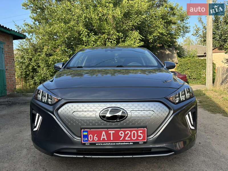Лифтбек Hyundai Ioniq 2020 в Кобеляках