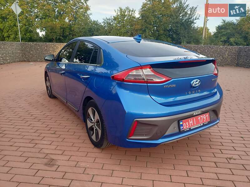 Хетчбек Hyundai Ioniq 2017 в Івано-Франківську