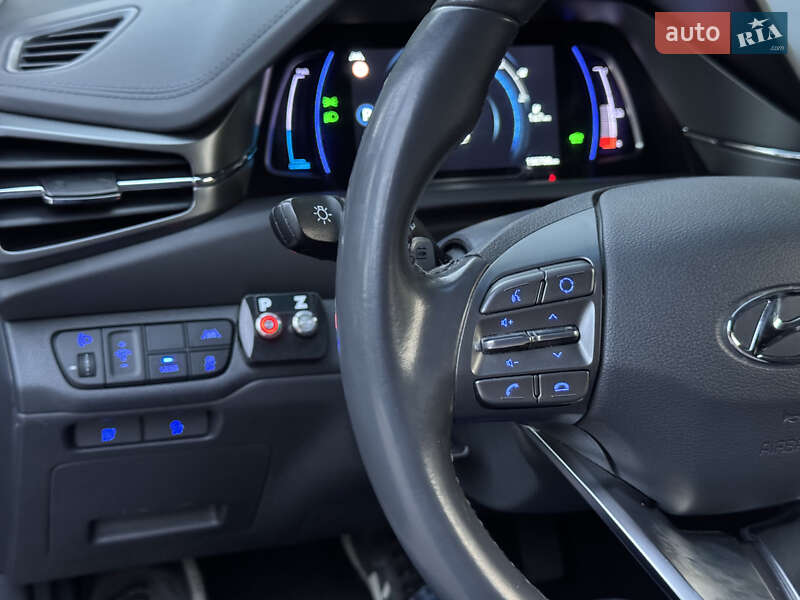 Лифтбек Hyundai Ioniq 2020 в Киеве фото 21 Лифтбек Hyundai Ioniq 2020 в Киеве