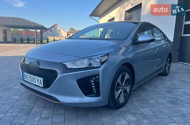Хэтчбек Hyundai Ioniq 2018 в Почаеве