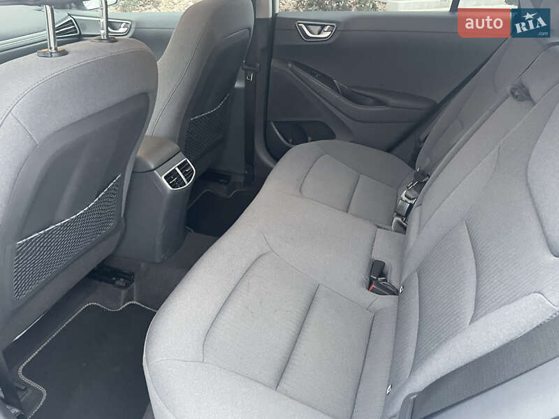 Лифтбек Hyundai Ioniq 2020 в Кропивницком фото 10 Лифтбек Hyundai Ioniq 2020 в Кропивницком
