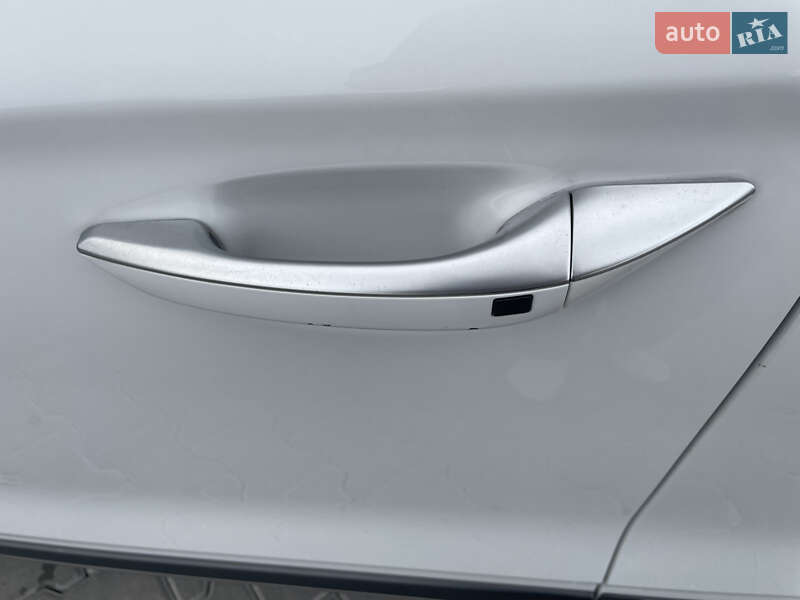 Лифтбек Hyundai Ioniq 2020 в Кропивницком фото 19 Лифтбек Hyundai Ioniq 2020 в Кропивницком