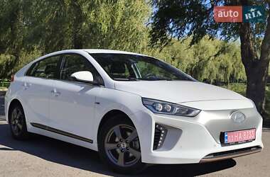 Хэтчбек Hyundai Ioniq 2017 в Ровно