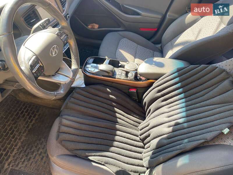 Хетчбек Hyundai Ioniq 2018 в Одесі