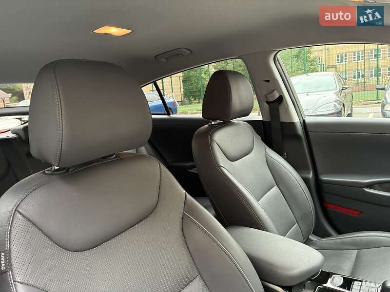 Ліфтбек Hyundai Ioniq 2020 в Києві