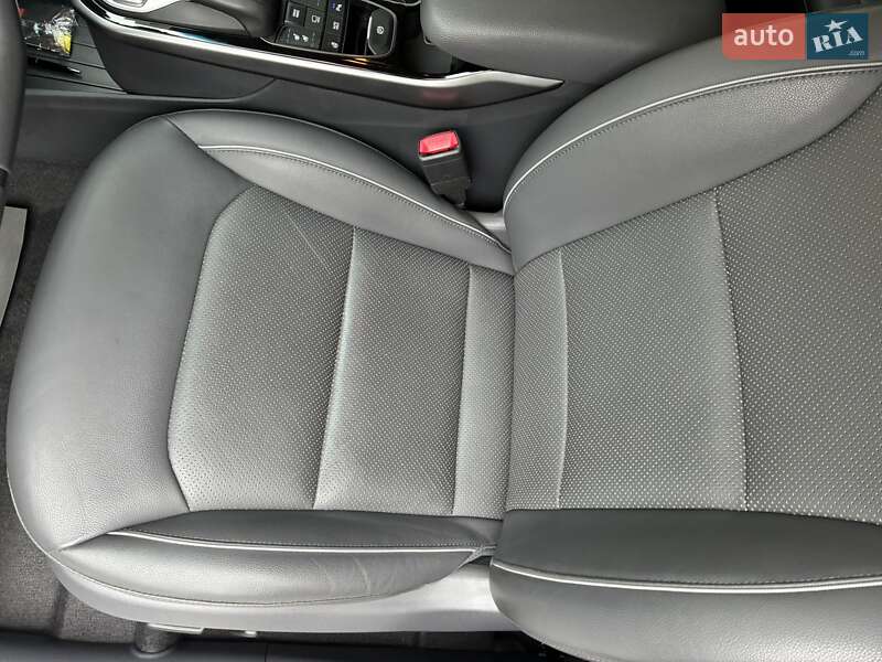 Ліфтбек Hyundai Ioniq 2020 в Києві