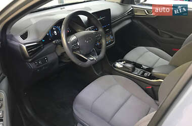 Лифтбек Hyundai Ioniq 2021 в 