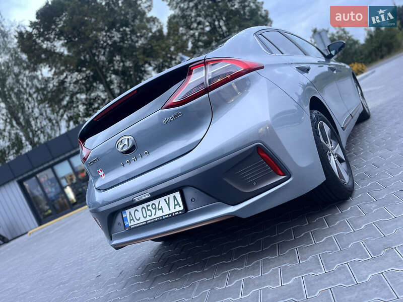 Хетчбек Hyundai Ioniq 2016 в Володимирі