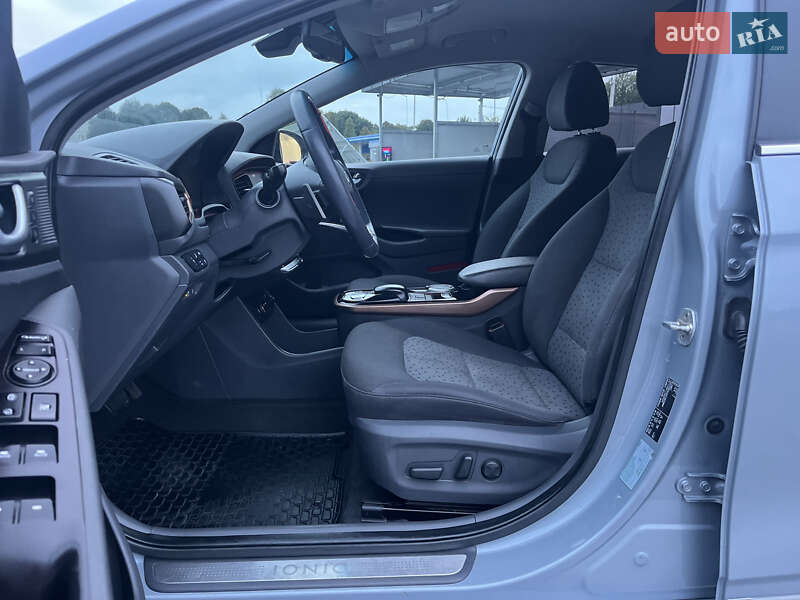 Хетчбек Hyundai Ioniq 2016 в Володимирі